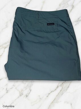 Columbia Sportswear Men’s Chino Pants Deep Sage Green Outdoor Zip Up 42 X 30